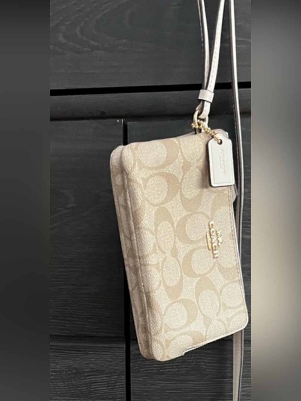 Coach vanilla signature wrislet